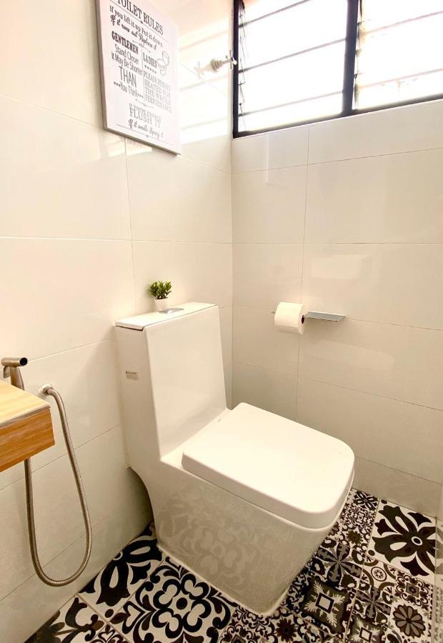 איפוה Comfy 3-Bedrooms With Family Karaoke Max-10Pax מראה חיצוני תמונה